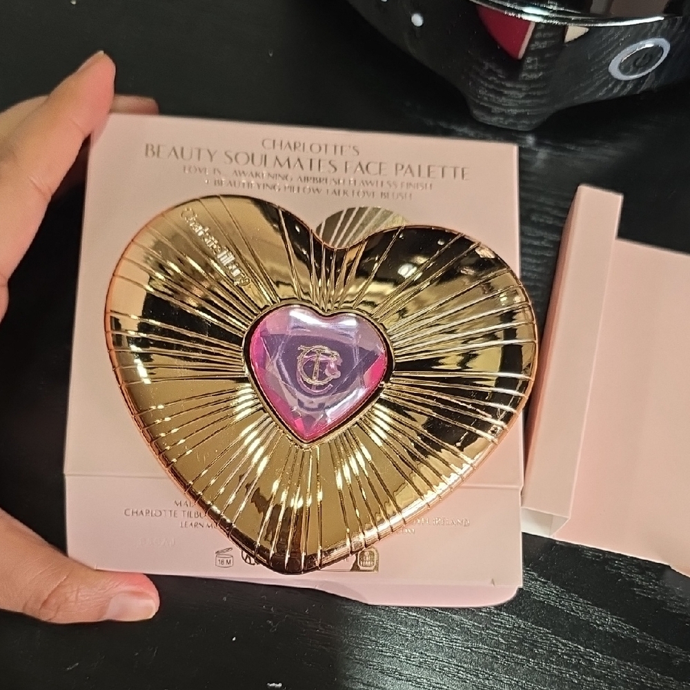 Charlotte Tilbury Gold and Pink Heart Face Palette